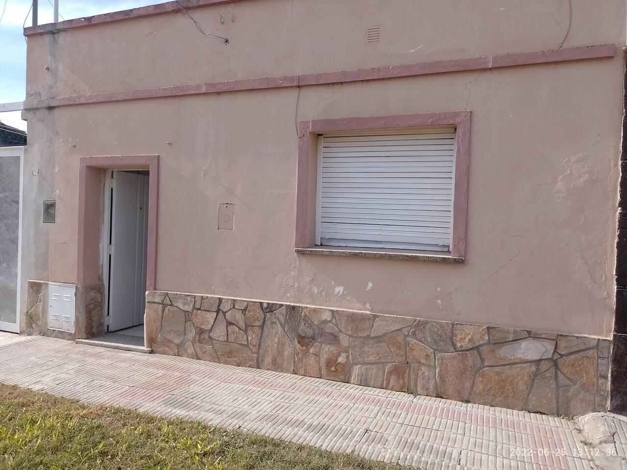 Alojamiento econ&oacute;mico de buena ubicaci&oacute;n